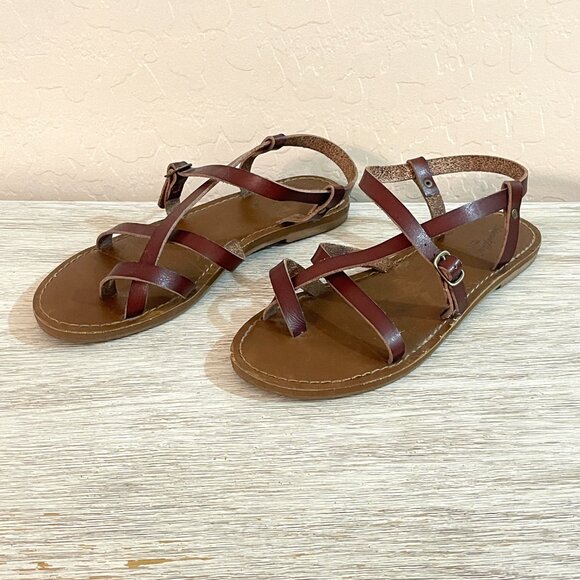 Universal Thread Lavinia Sandals 6 Brown Leather Strappy Toe Loop Flat - Picture 1 of 13
